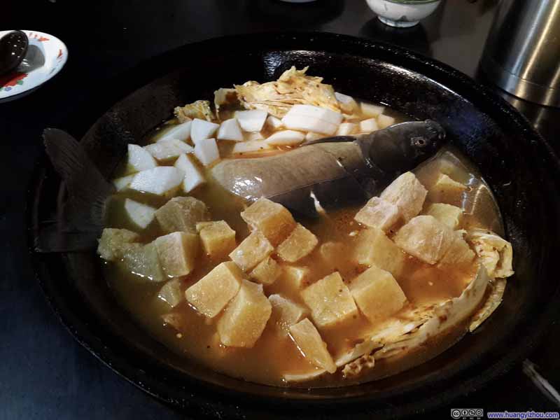 晚餐，小伙伴们点的鱼