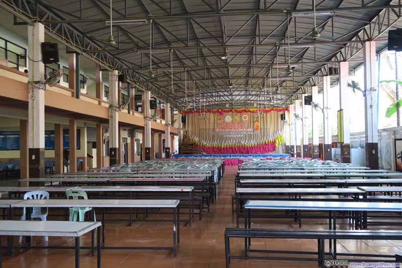 Thammarat Sueksa School的食堂&大会堂