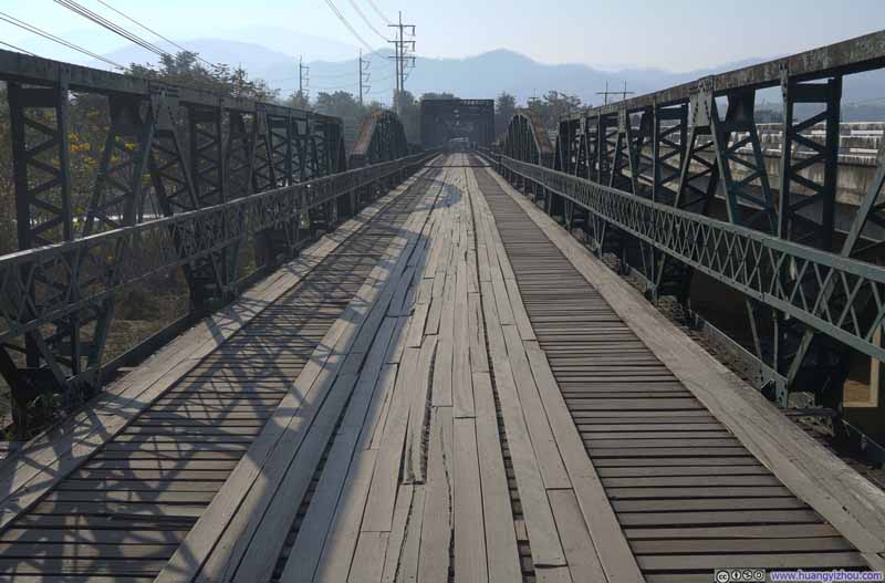 Memorial Bridge