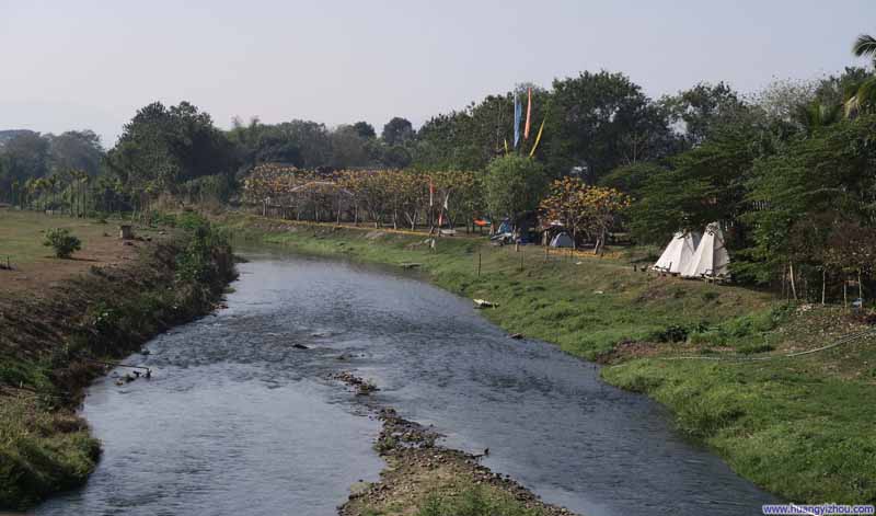 Pai河边