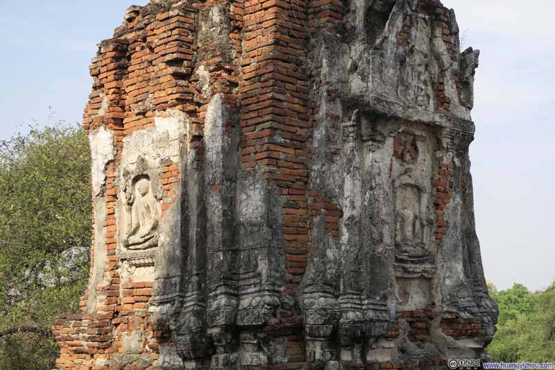 Wat Phra Ram里佛塔雕塑细节