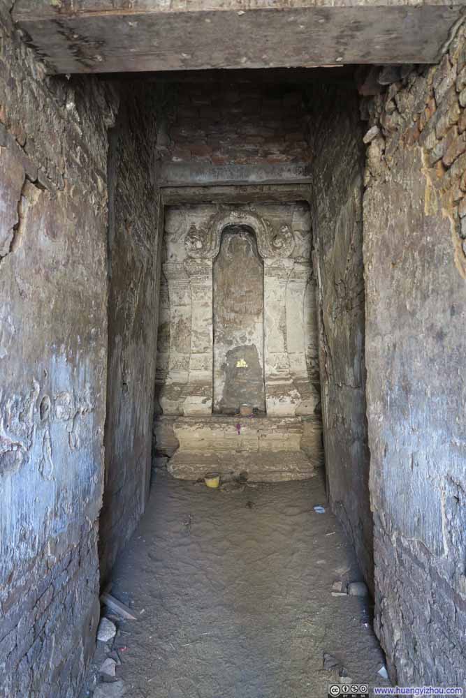 Wat Phra Si Sanphet内舍利塔的内部结构