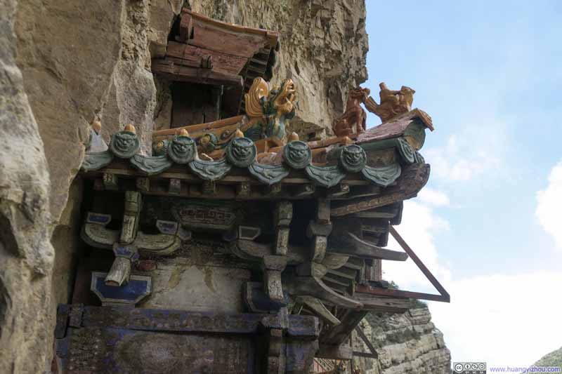 悬空寺，一个屋檐上集齐了三种动物