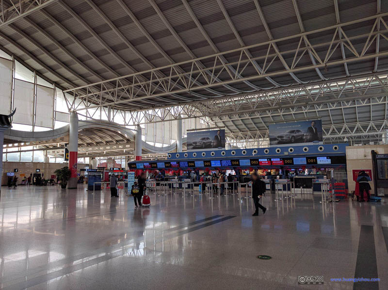 Hangzhou Airport Domestic Terminal Interior
