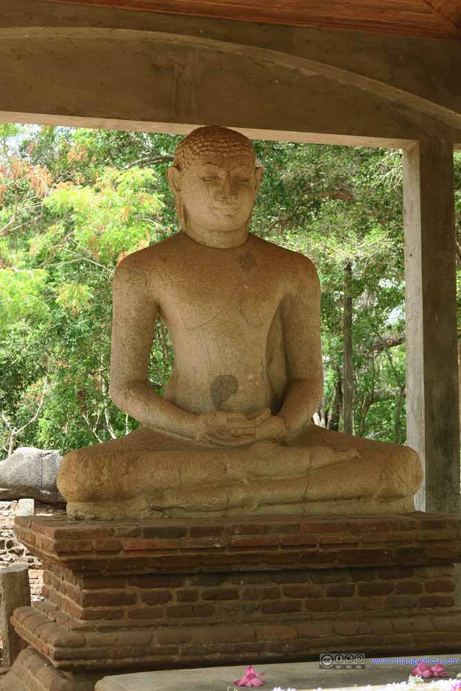 Samadhi Buddha Statue