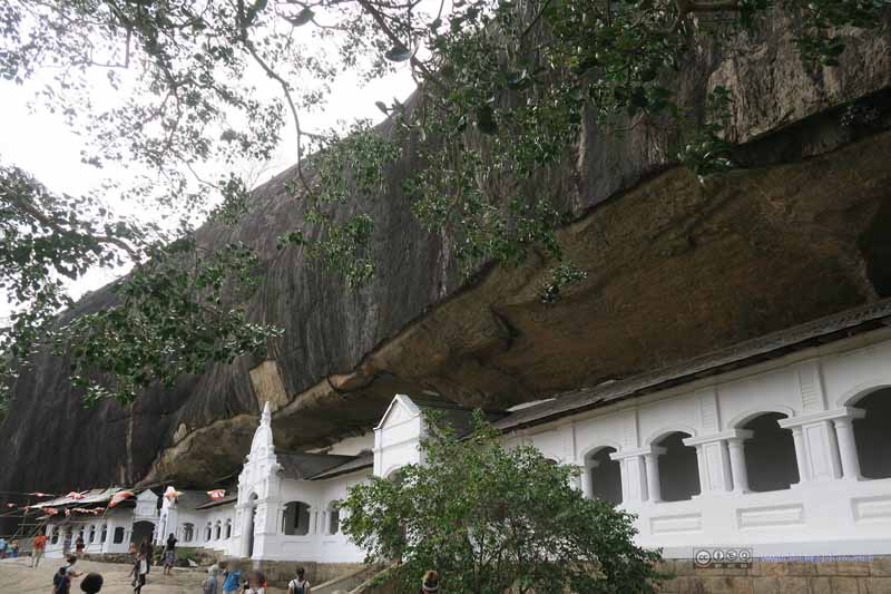Dambulla Cave Temple Exterior