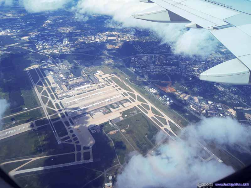Overflying Dulles Airport