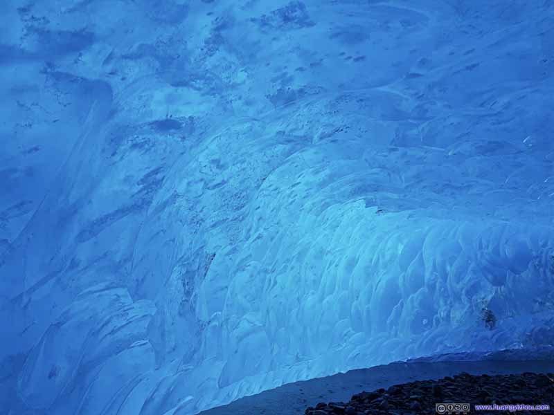 Walls of Mendenhall Ice Cave