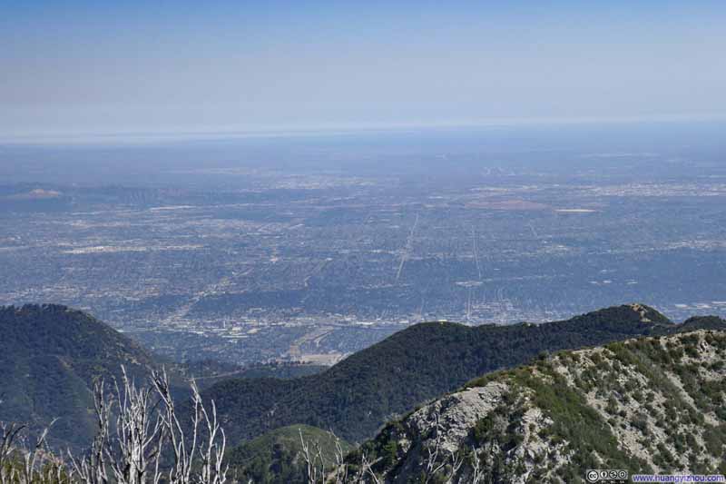 Los Angeles Suburbs to the South