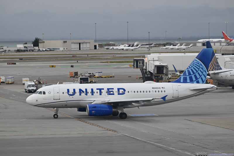 United Airlines A319 (N846UA)