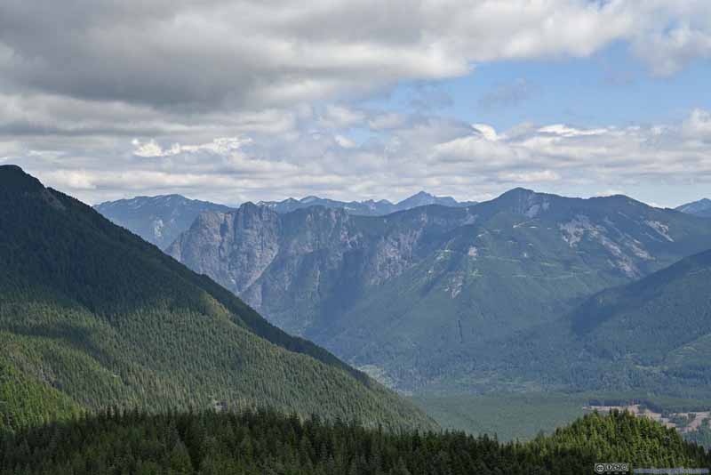 Russian Butte before Cascade Mountains
