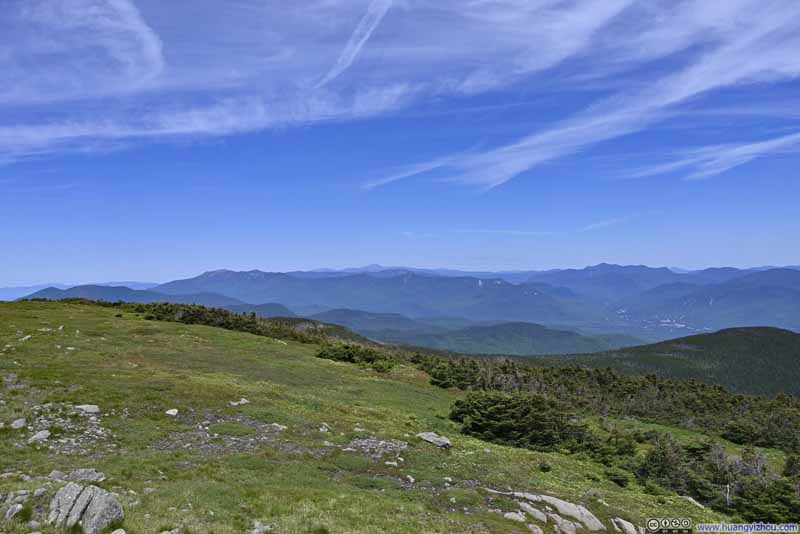 White Mountains to the Northeast