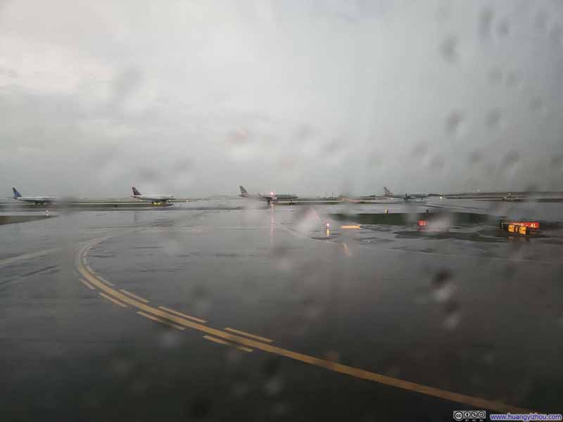 Planes in Line for Takeoff