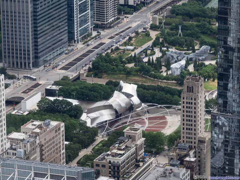 Jay Pritzker Pavilion and Maggie Daley Park