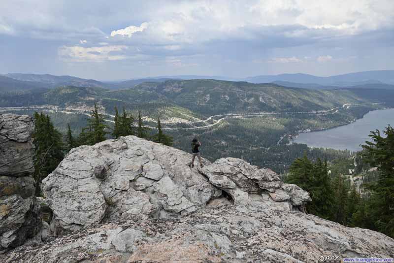 Highway from Donner Peak