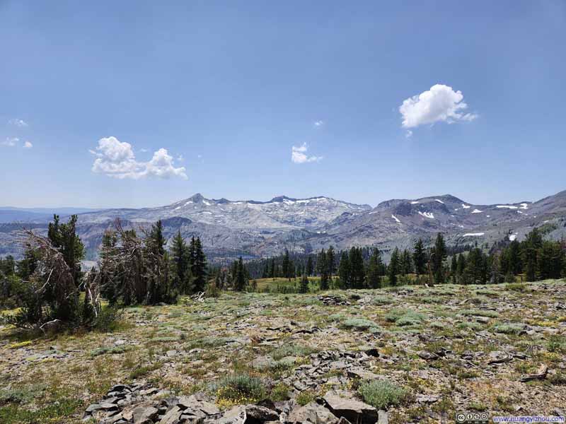 Mountains in Desolation Wilderness