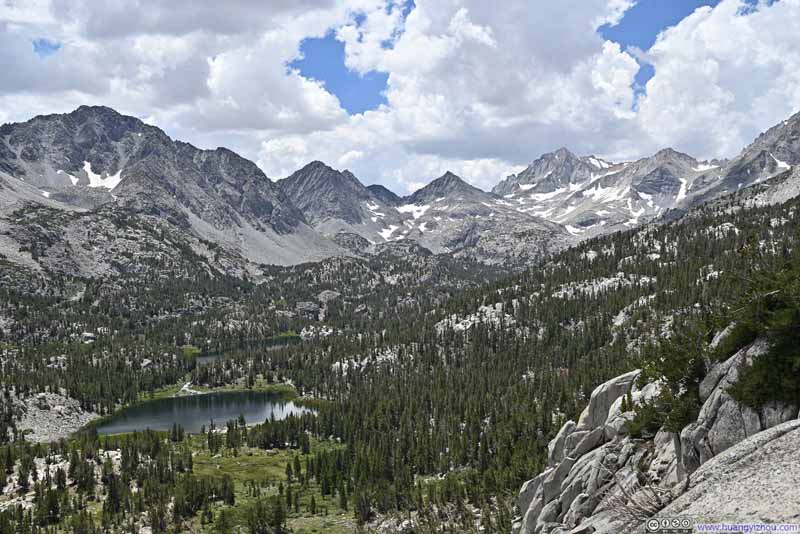 Mountains beyond Little Lakes Valley