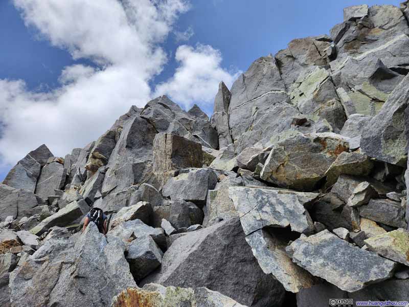 Boulders on Top of Cloudripper