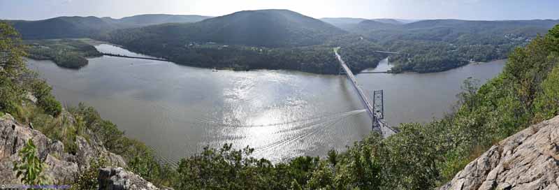 Overlooking Hudson River from Anthony's Nose