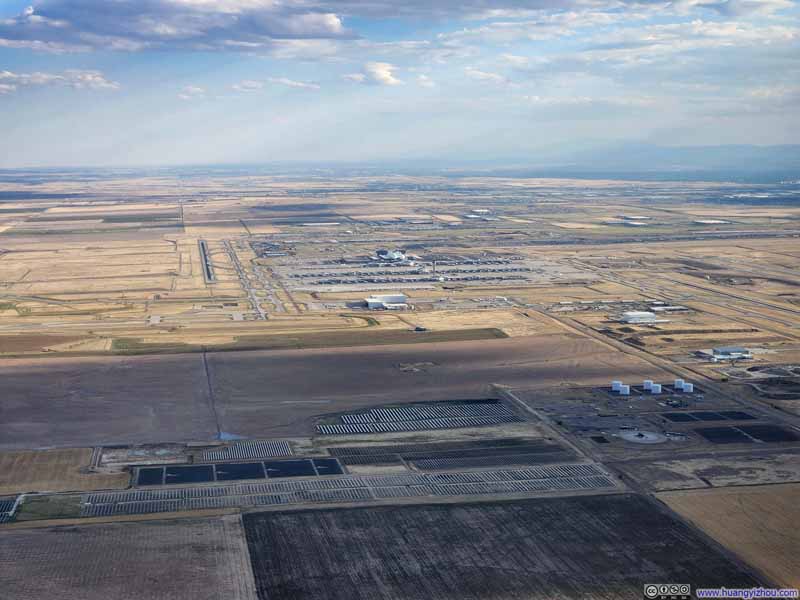 Overlooking Denver Airport after Takeoff