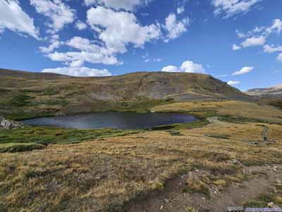 Trail next to Square Top Lake