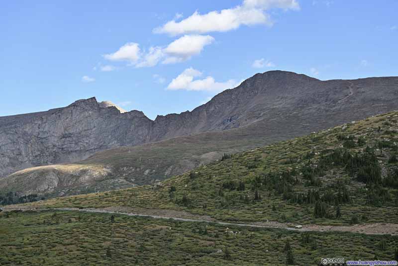 The Sawtooth between Mount Bierstadt and Mount Blue Sky