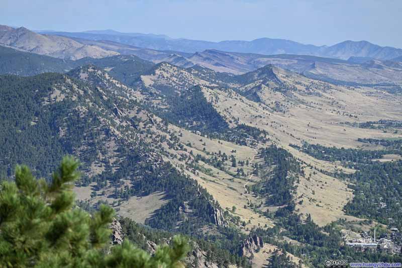 Rolling Hills to the North