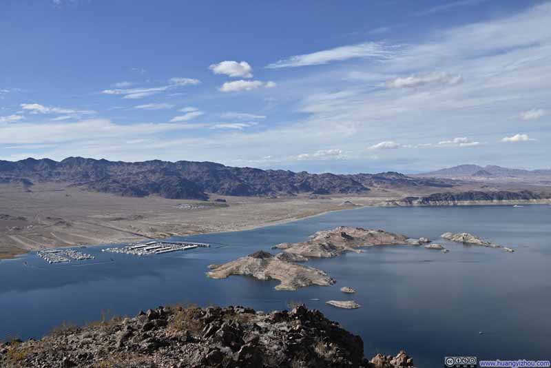 Marina along Lake Mead