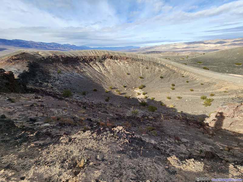 Little Hebe Crater