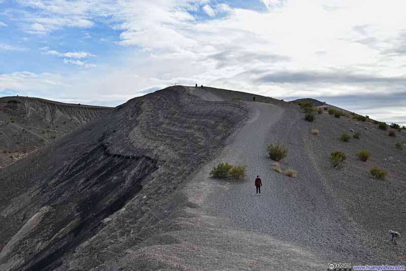 Ridge along Ubehebe Crater