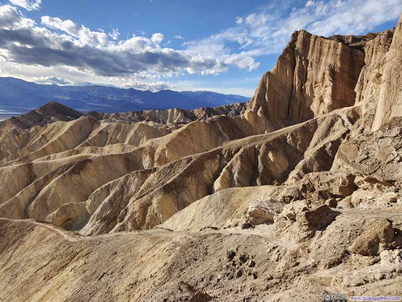 Badlands around Red Cathedral
