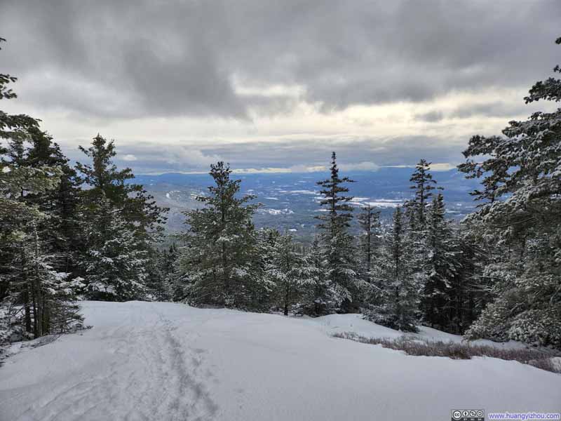 Trail with View of Conway