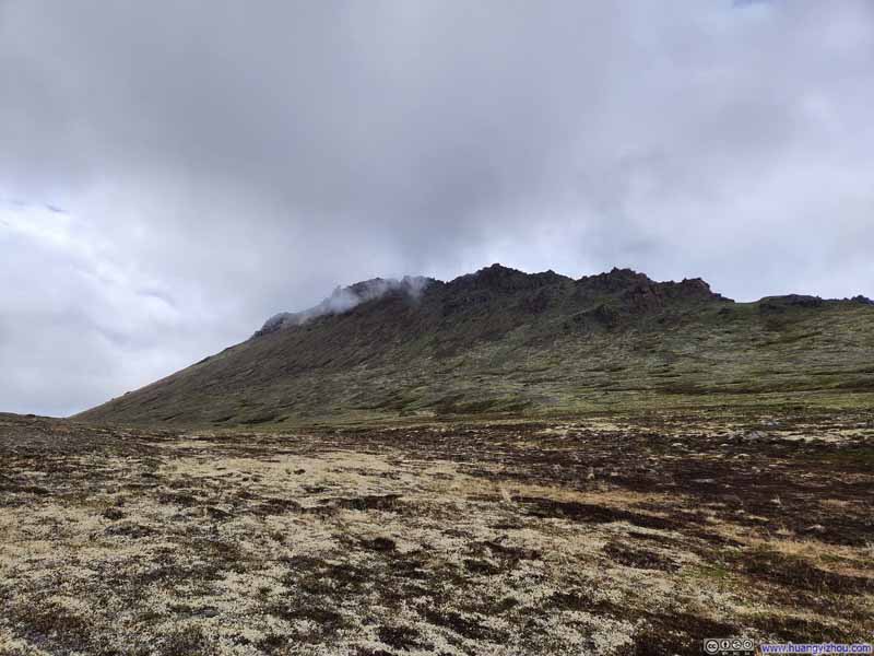 Looking Back at Flaketop Peak