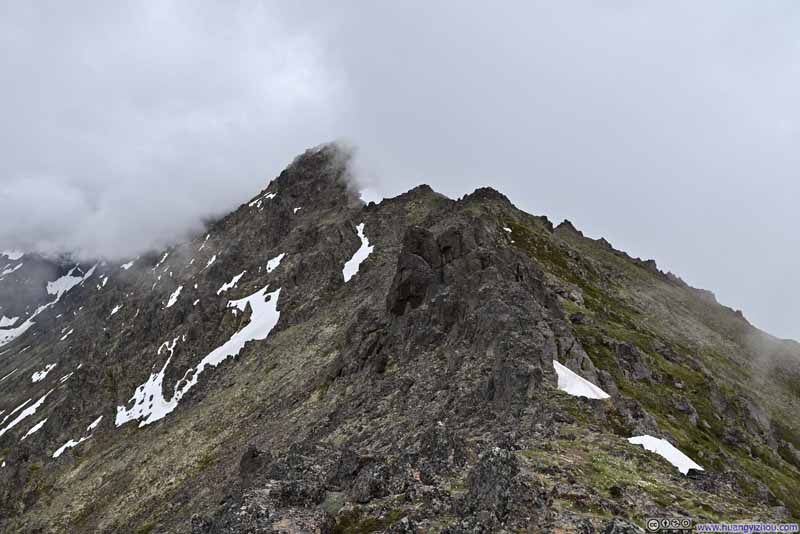 Ridge towards Flaketop Peak