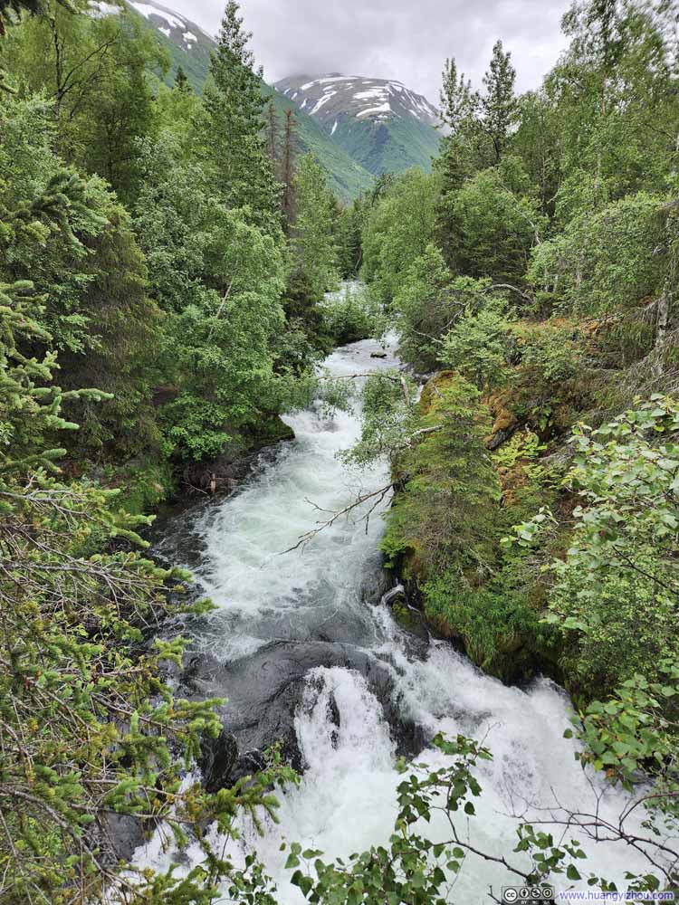 Cascades along Russian River