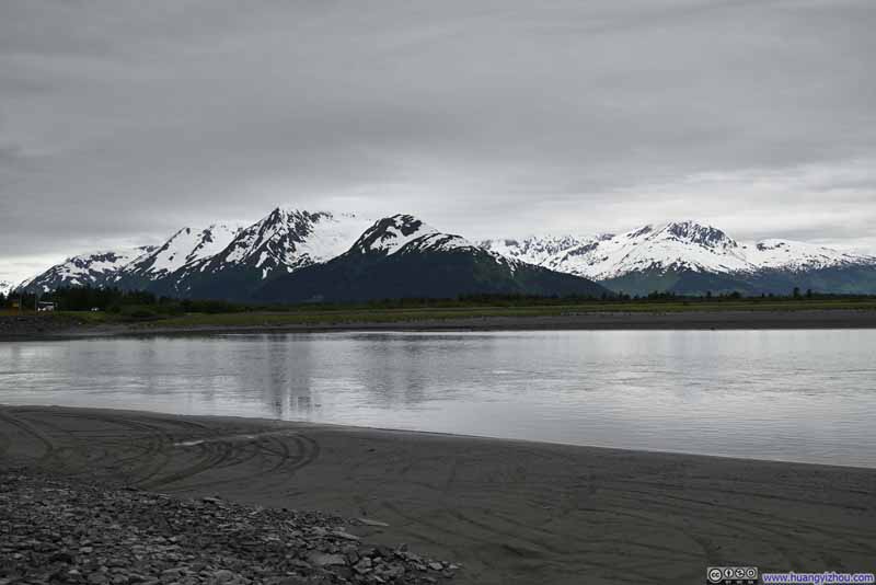 Mountains across Turnagain Arm