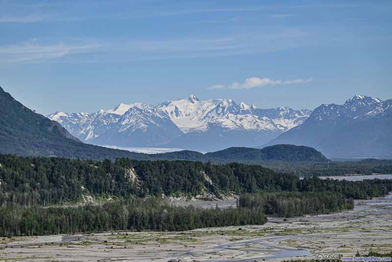 Distant Mount Gannett