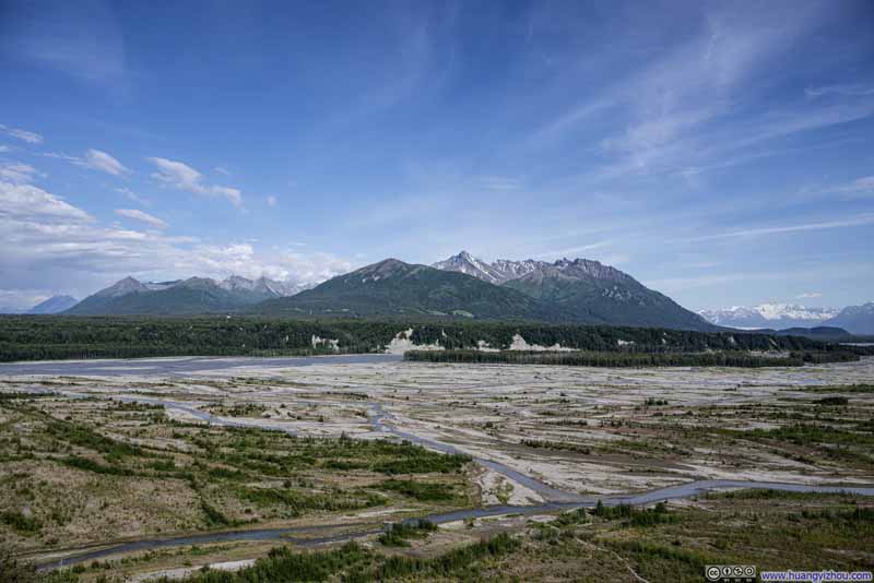 Mountains across Matanuska River