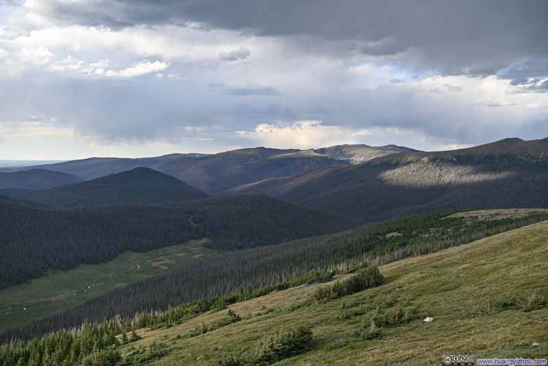 Mountains from Medicine Bow Curve