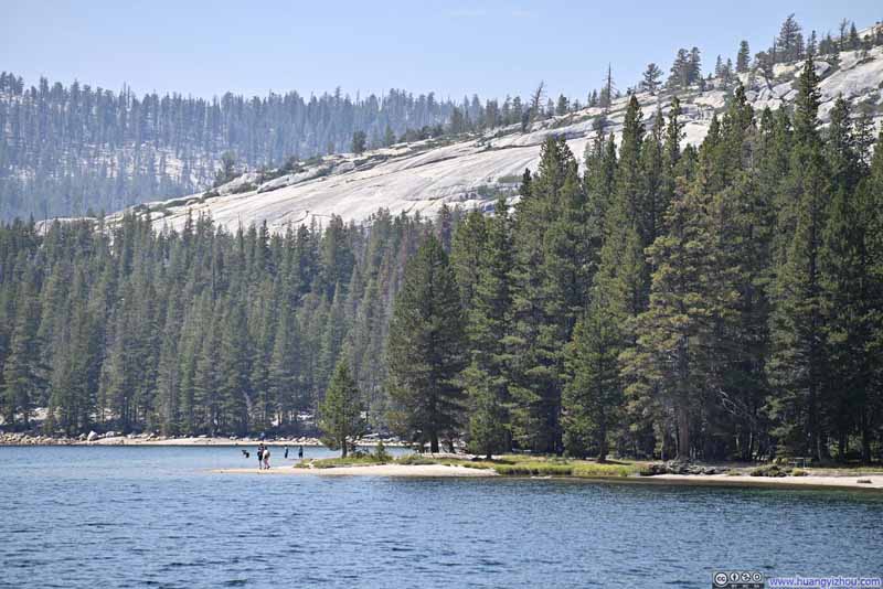 Shore of Tenaya Lake