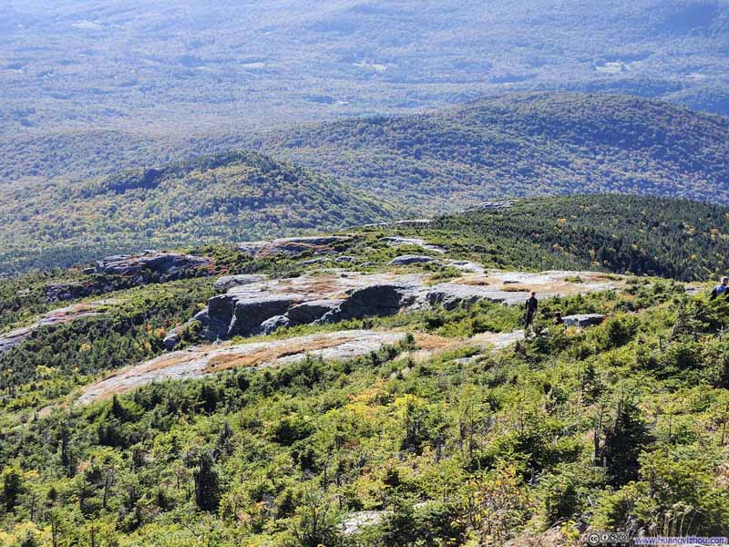 Trail along Sunset Ridge