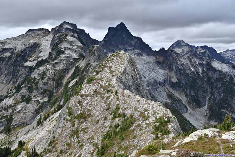 Mountains to the North