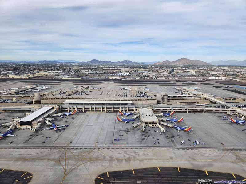 Overlooking Phoenix Airport during Takeoff