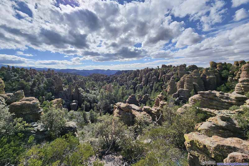 Hoodoos in Heart of Rocks Area