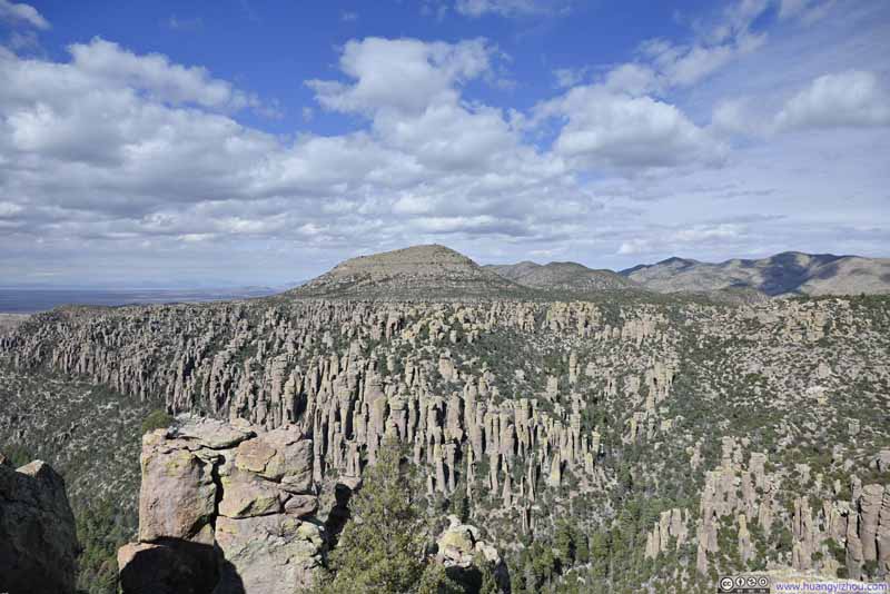 Hoodoos across Rhyolite Canyon