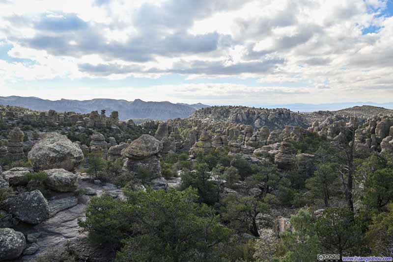 Hoodoos in Heart of Rocks Area