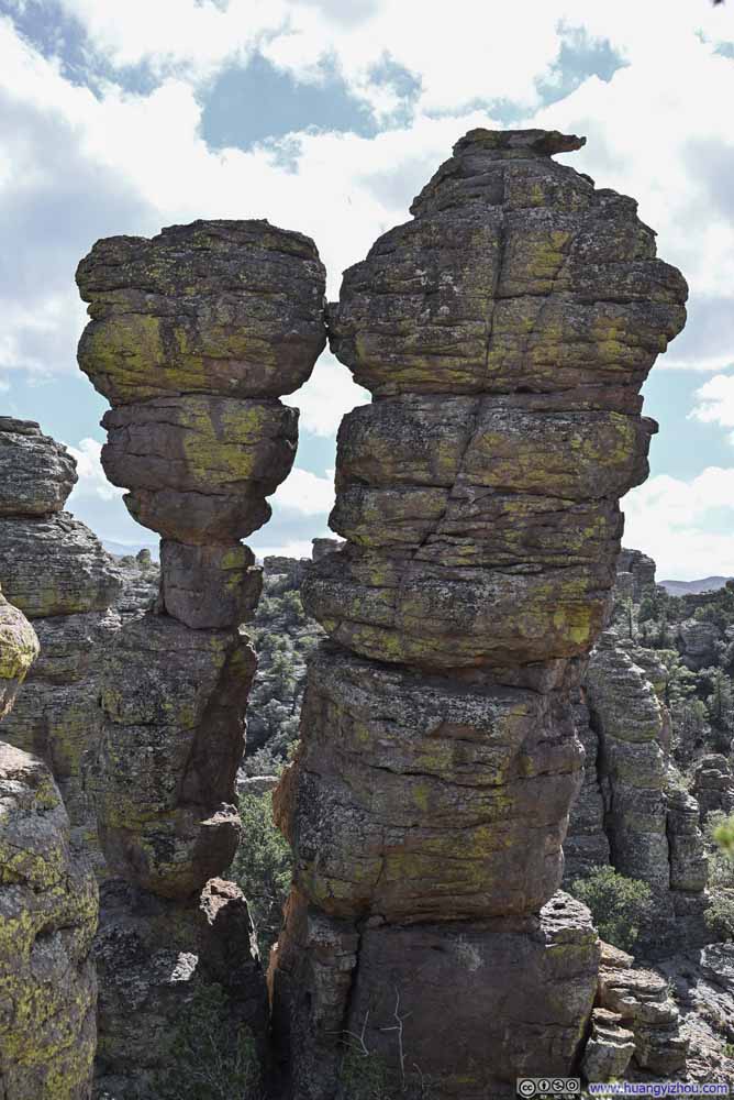 Kissing Rocks