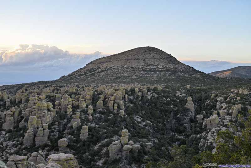 Hoodoos before Sugarloaf Mountain