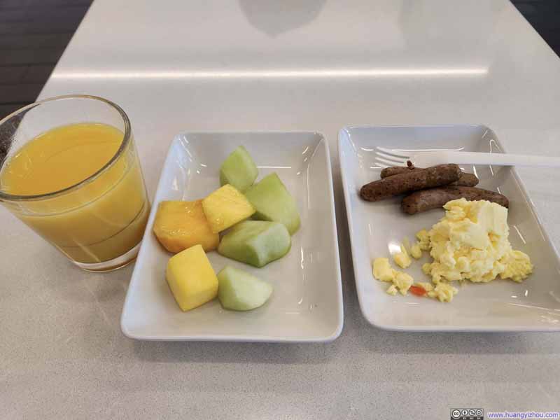 Breakfast from BOS Admiral Club