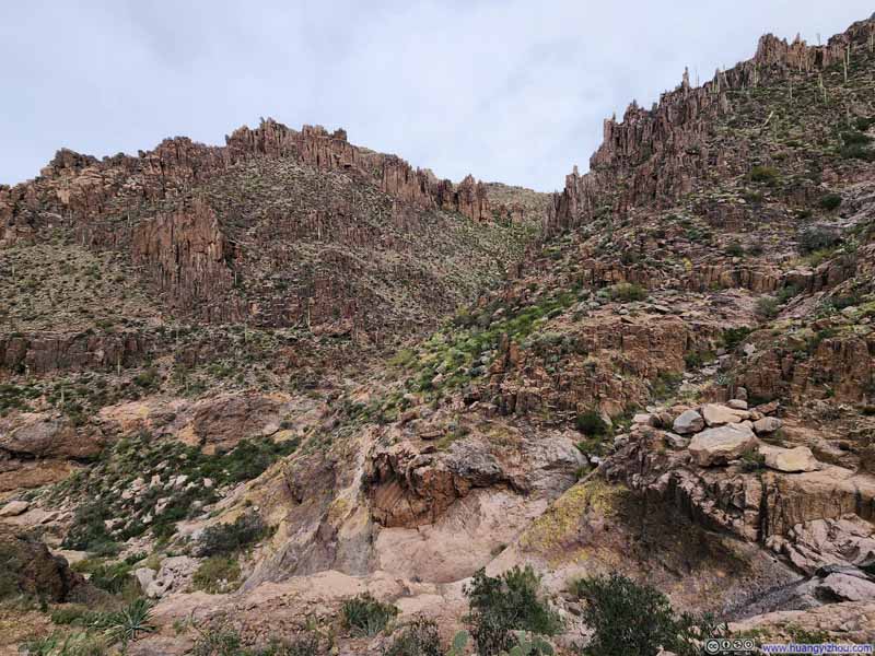 Pointy Rocks along Siphon Draw
